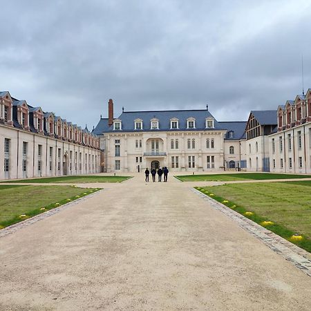 Appartement Vintage Avec Vue Sur Le Chateau Pierrefonds Exterior foto